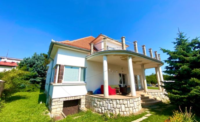 Rodinný dom s mesačným ziskom 2480 EUR mesačne na predaj