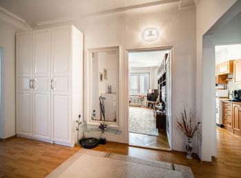 PROMINENT REAL predá pekný 4 izbový byt na Sabinovskej ulici v Ružinove.
