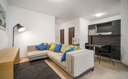 PREDAJ - klimatizovaný 3i apartmán, odpočet DPH, novostavba