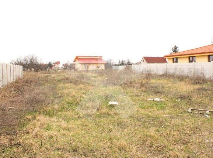 PREDANÉ - NOVÁ DEDINKA, stavebný pozemok, 615 m2 - slnečný, so stavebným projektom, PRÍJEMNÁ TICHÁ LOKALITA