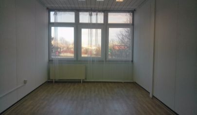 Prenájom kancelária 20 m2, LEN 180,-€ na mesiac! ul. Polianky, BA IV., Dúbravka.
