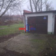 Garáž na prenájom, Gašparikova ul.,19m2 s elektrikou a montážnou jamou, možnosť parkovania pred garážou