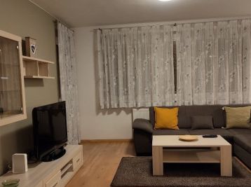Prenájom 3- izbového bytu na Klenovej ulici v Bratislave