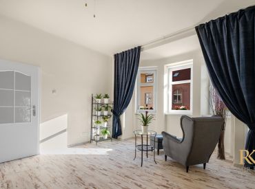 Vkusne novozrekonštruovaný 2 izbový byt v centre Nového Mesta na ulici Osadná v Bratislave