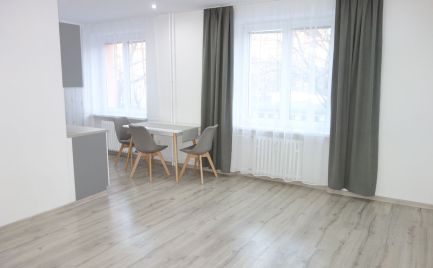 Nová rekonštrukcia: Tehlový 2-izbový byt 53 m2 na ul. 28. okóbra v Trenčíne