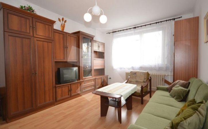 PREDANÉ - KAPITÁNA RAŠU, 1-i byt, 34 m2 – čiastočne zrekonštruovaný, s pivnicou, v príjemnom tichom prostredí v ZATEPLENOM BYTOVOM DOME