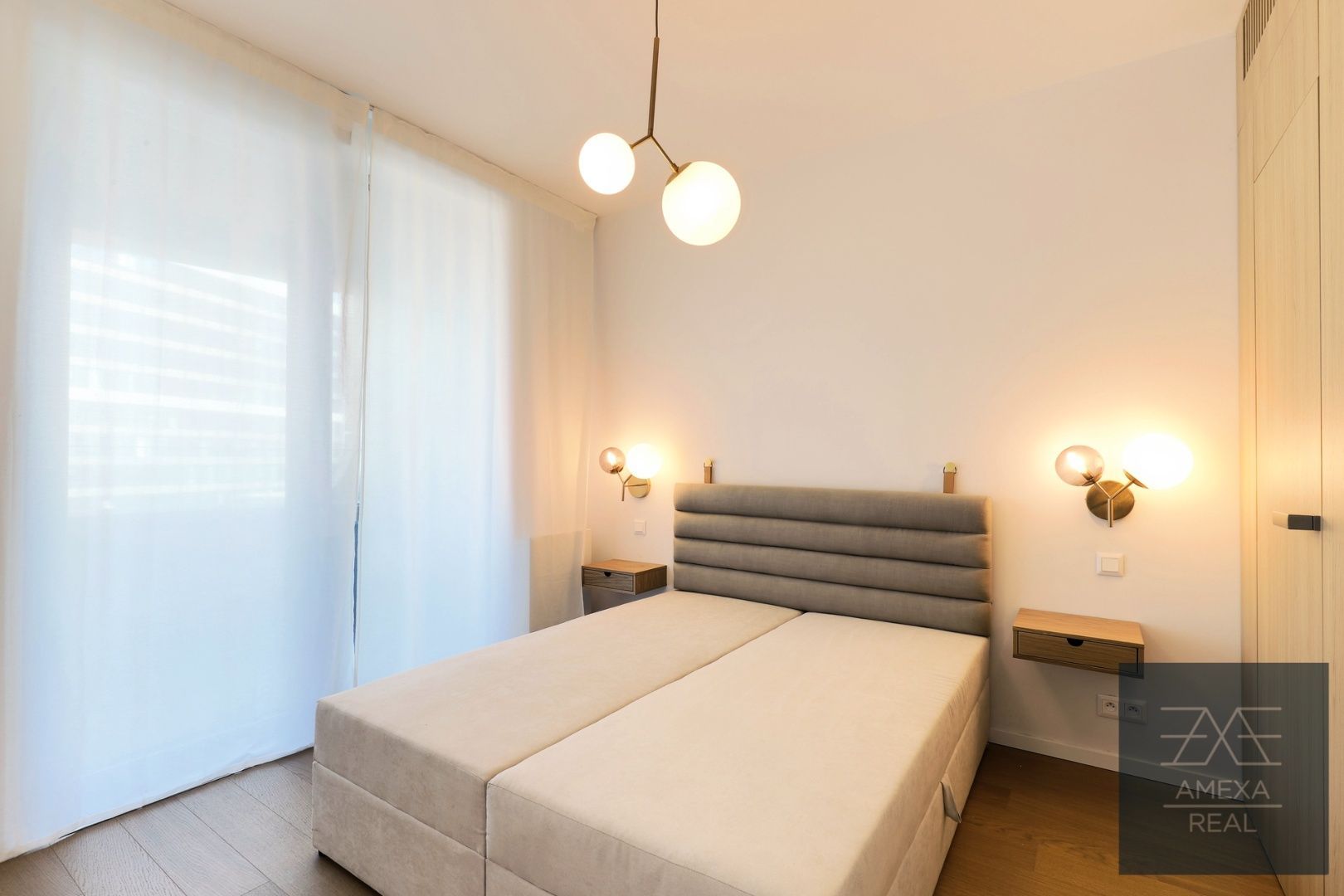 AMEXA » PRENÁJOM luxusný 2-izbový byt v SKY PARKU