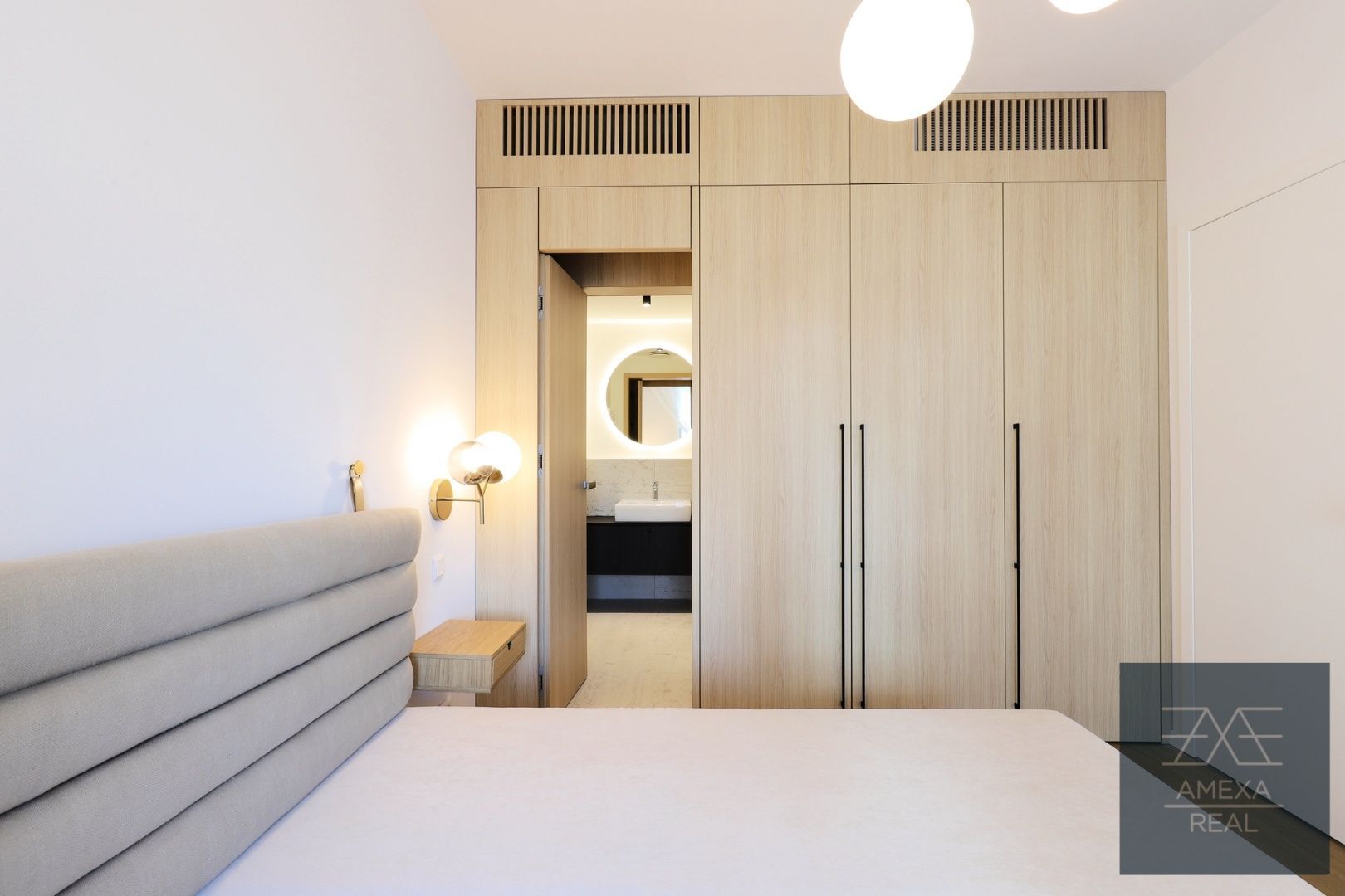 AMEXA » PRENÁJOM luxusný 2-izbový byt v SKY PARKU