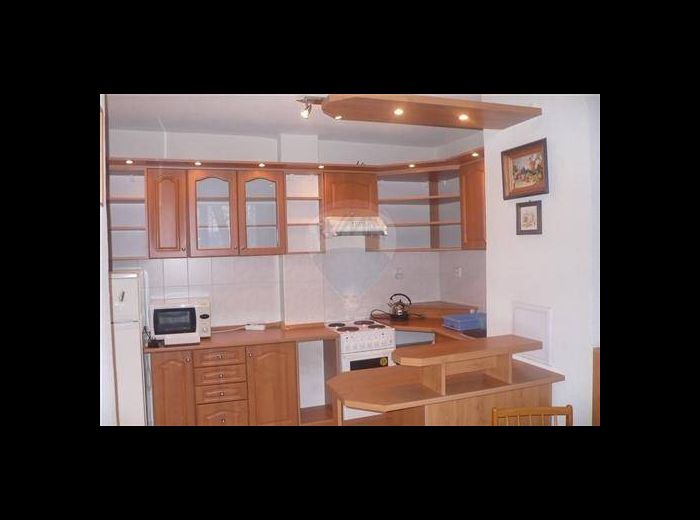PREDANÉ - RYBNIČNÁ, 2-garsónka,  48m2 - KOMPLET ZREKONŠTRUOVANÁ
