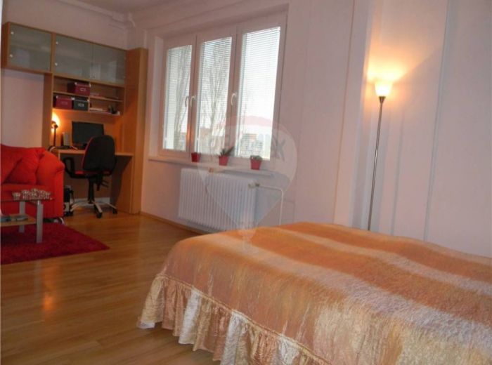 PREDANÉ - KOZMONAUTICKÁ, 1,5-i byt, 42,5 m2 - KOMPLETNE ZREKONŠTRUOVANÝ