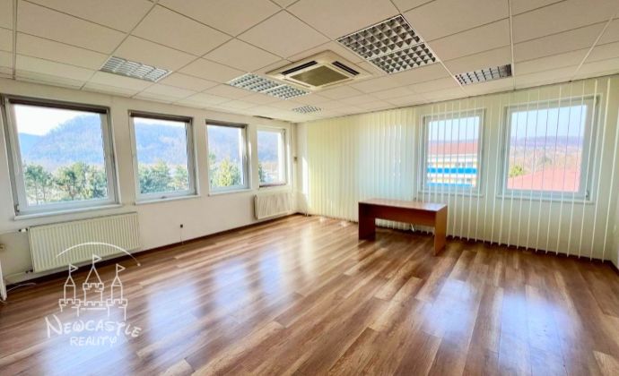 Kancelárske priestory na prenájom v meste Zvolen o výmere 57,10 m2