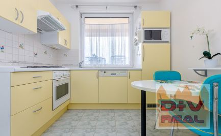 2 izbový byt, Drotárska cesta, Bratislava I, Horský park, zariadený, parkovanie, loggia, na prenájom