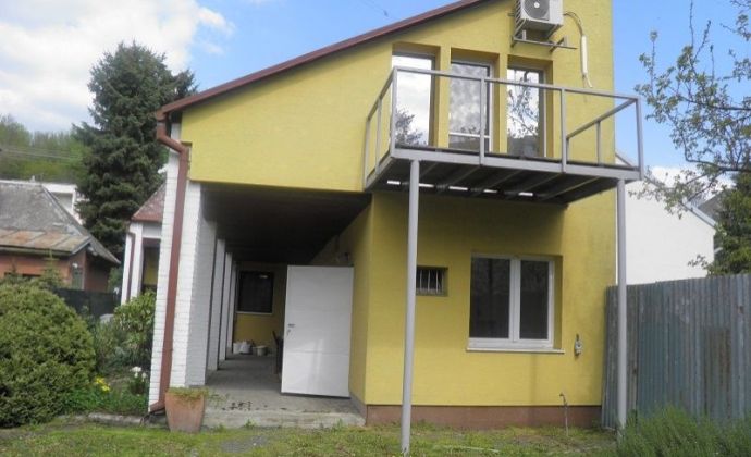PREDAJ: 6-izbový rodinný dom v Líščom údolí