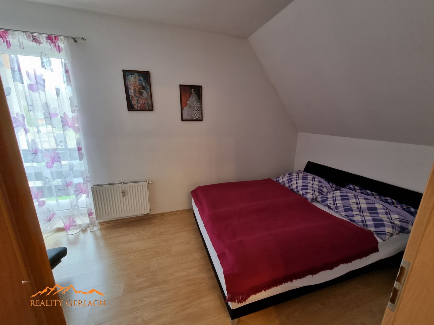 Dvojizbový apartmán.