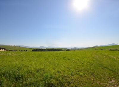 Pozemok NA PREDAJ v obci Pavlova Ves