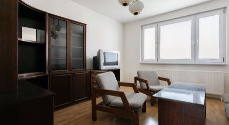 Len u nás v ponuke: Predaj 4 izbového bytu na Romanovej ulici v Petržalke