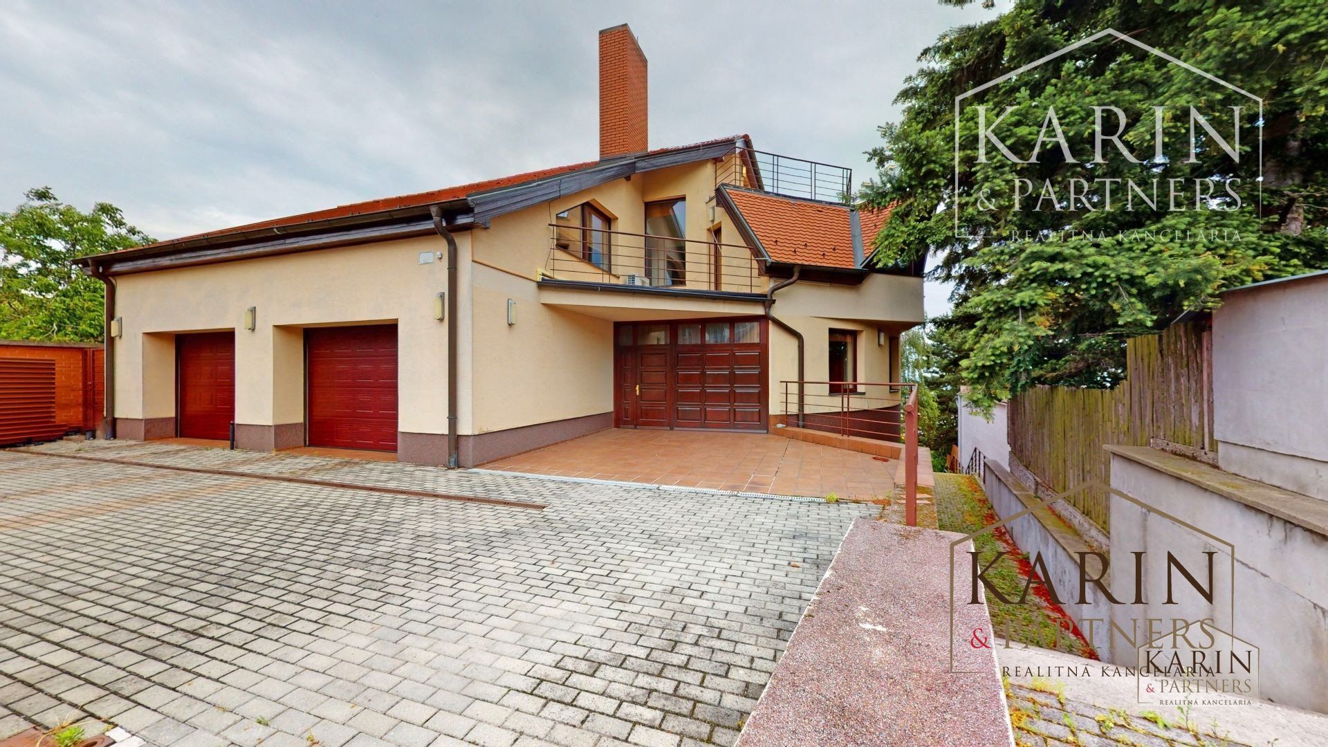Rodinný dom-Predaj-Bratislava - mestská časť Rača-1250000.00 €