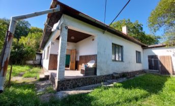 !!! ZNÍŽENÁ CENA !!!  Predám rodinný dom na polosamote v Hodruša Hámre časť Kopanice v Štiavnických vrchoch