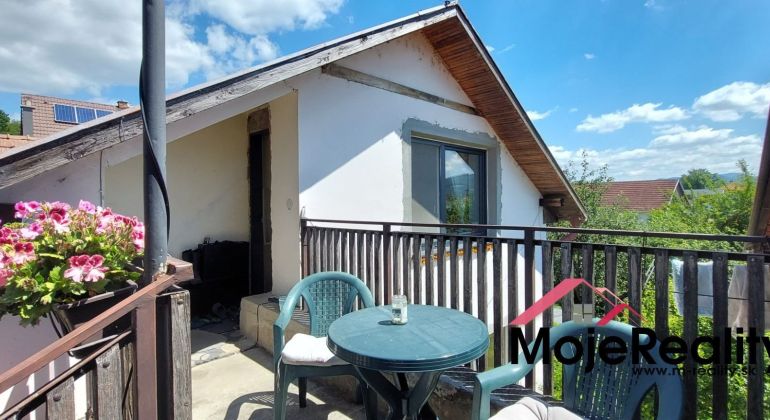 Skalka nad Váhom/ časť Újazd – rodinný dom na predaj