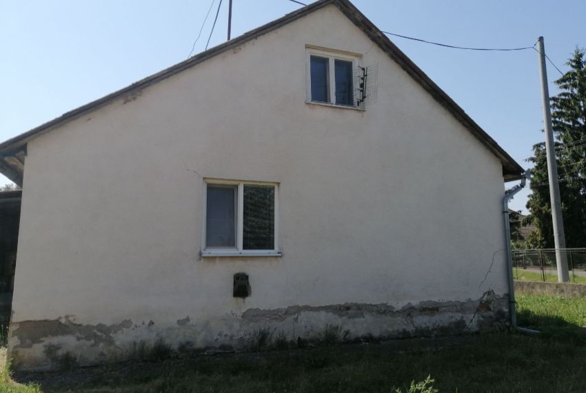 Predaj Rodinné domy Šarovce-5