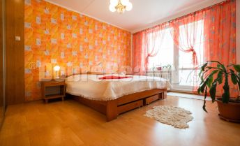 PREDAJ: Príjemný 2 izbový byt so šatníkom a loggiou, 63 m2, Banská Bystrica - sídlisko Fončorda - ulica Tulská