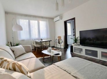 AFYREAL ponúkame na prenájom príjemný 2-izbový kompletne zrekonštruovaný a zariadený byt