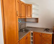 DIAMOND HOME s.r.o. Vám ponúka na predaj krásny zrekonštruovaný čiastočne zariadený 1 izbový byt na sídlisku Smetanov háj