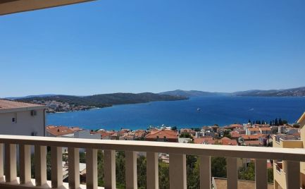 ☀ Ciovo - kompletne zariadený moderný a priestranný apartmán s výhľadom na more !!! ☀