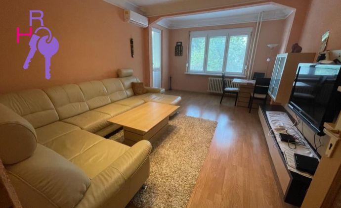 Na predaj 3 izbový byt po čiastočnej rekonštrukcii v Bratislave - Nové mesto