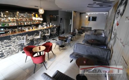 Exluzívne ponúkame na odstúpenie kompletne vybavenú kaviareň-bar 120 m2 v novostavbe-Petržalka