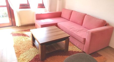 Ponúkame Vám na prenájom 2 izbový byt vo výhodnej lokalite v Rajke v Maďarsku.