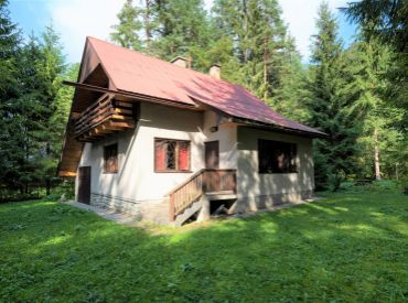 Romantická chata pri potoku v Jánskej doline - Liptovský Ján