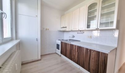 Slnečný 3-izbový byt s balkónom v meste Skalica