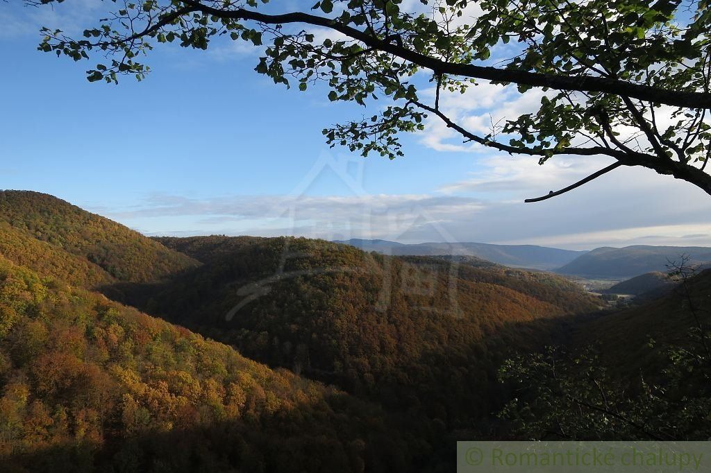 28 árový pozemok pre včelárov Silická Jablonica