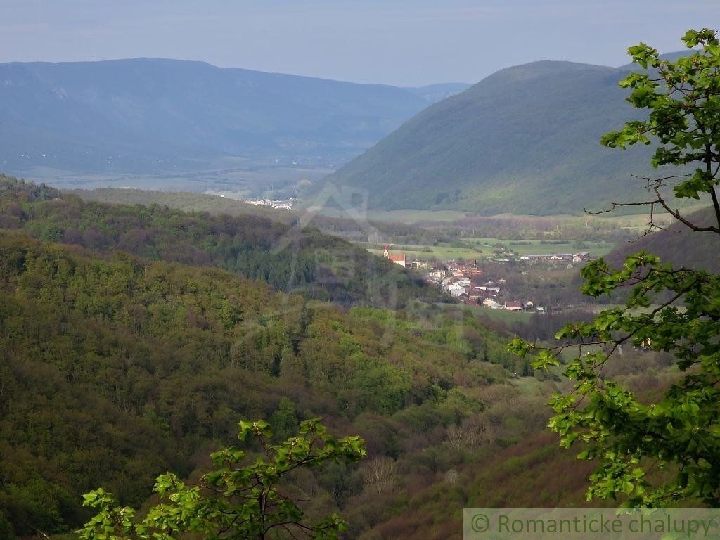 28 árový pozemok pre včelárov Silická Jablonica