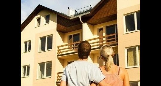 TOP Realitka – EXKLUZÍVNE! 3 izbový byt, Vhodný aj na investíciu! perfektná dispozícia, zateplenie,  zariadenie,  Kaštieľ,  Top lokalita – Dukelská ul. Bernolákovo