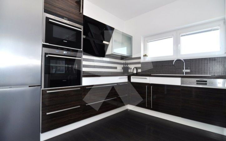 PREDANÉ - EISNEROVA, 3-i byt, 89 m2 - novostavba GLAVICA, tehla, klimatizácia, KOMPLET DIZAJNOVÉ ZARIADENIE a PARKOVACIE MIESTO V CENE