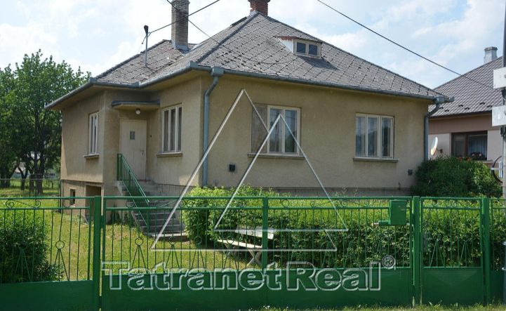 V Udavskom na predaj rodinný dom s veľkým pozemkom