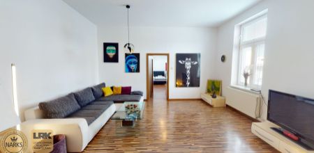 Nadštandardne veľký 2-izbový byt vhodný na rekonštrukciu v tichej lokalite na ul. Pod Sokolice - Trenčín