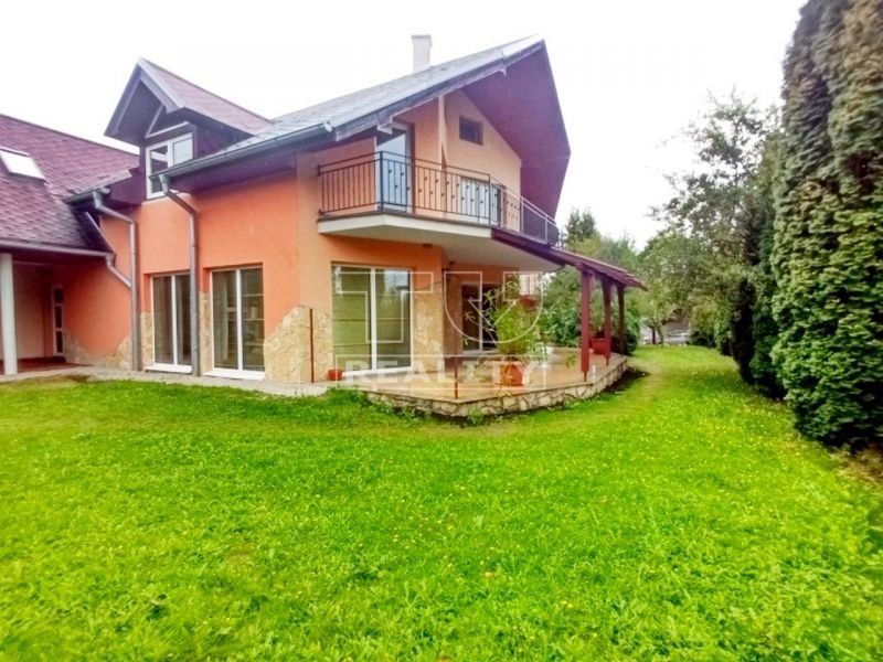 Rodinný dom-Predaj-Vysoké Tatry-590000.00 €