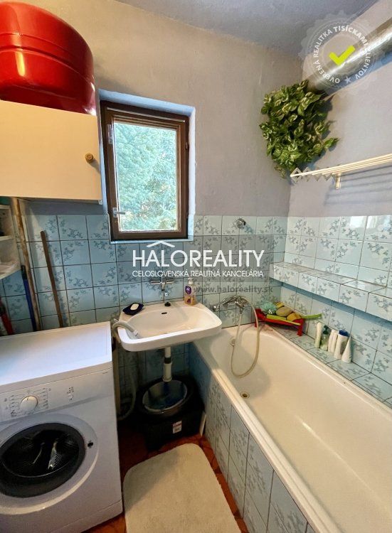 HALO reality - Predaj, rodinný dom Hnúšťa - ZNÍŽENÁ CENA - EXKLUZÍVNE HALO REALITY