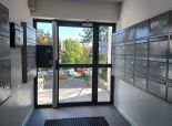 Ponúkame Vám na predaj 3 izbový byt, novo ZREKONŠTRUOVANÝ ( ešte neobývaný ) , nachádzajúci sa v mestskej časti Karlova Ves na Lackovej ulici