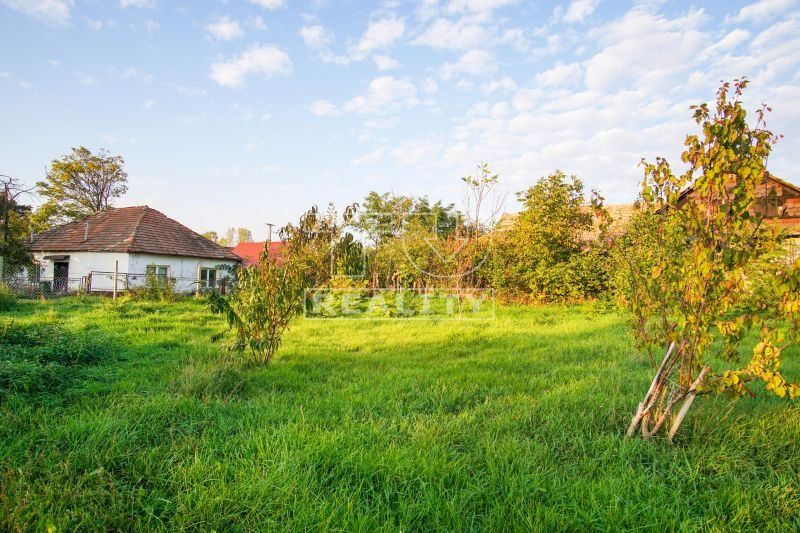 Stavebný pozemok v Strekove, 474m2