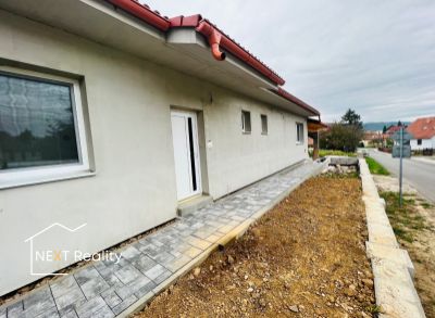 PREDAJ | moderný bungalov novostavba, Bystričany, okr.Prievidza