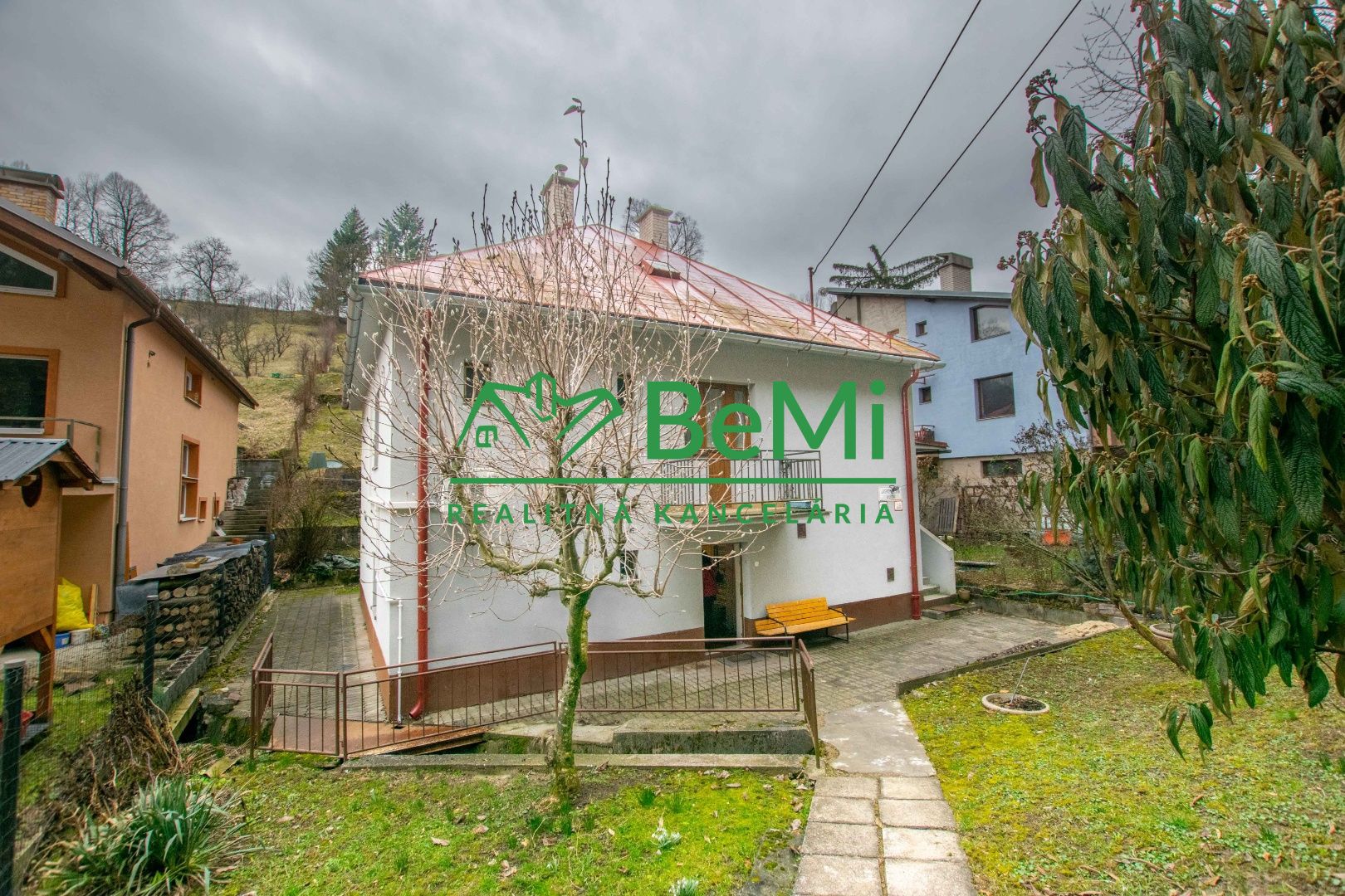 Rodinný dom-Predaj-Banská Bystrica-255000.00 €