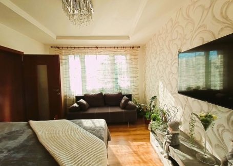 1 izb. byt kompletne zrekonštruovaný, zariadený Banská Bystrica predaj