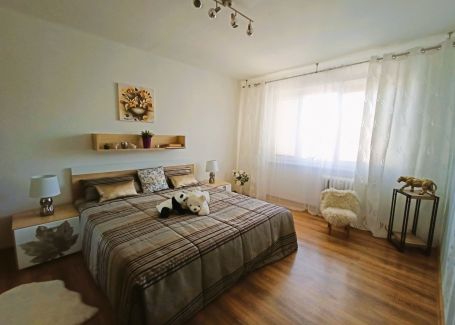 2 izb. byt komplet  zrekonštruovaný, zariadený, centrum Banská Bystrica predaj
