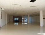 Obchodno - skladový priestor 1045m² v Golden City na prenájom
