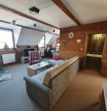 Exkluzívne u nás. Ponúkame na predaj krásny 3 izbový apartmán v Tatranskej Lomnici.