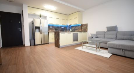 2 - izbový elegantný byt  47 m2 na prenájom  - Rajka